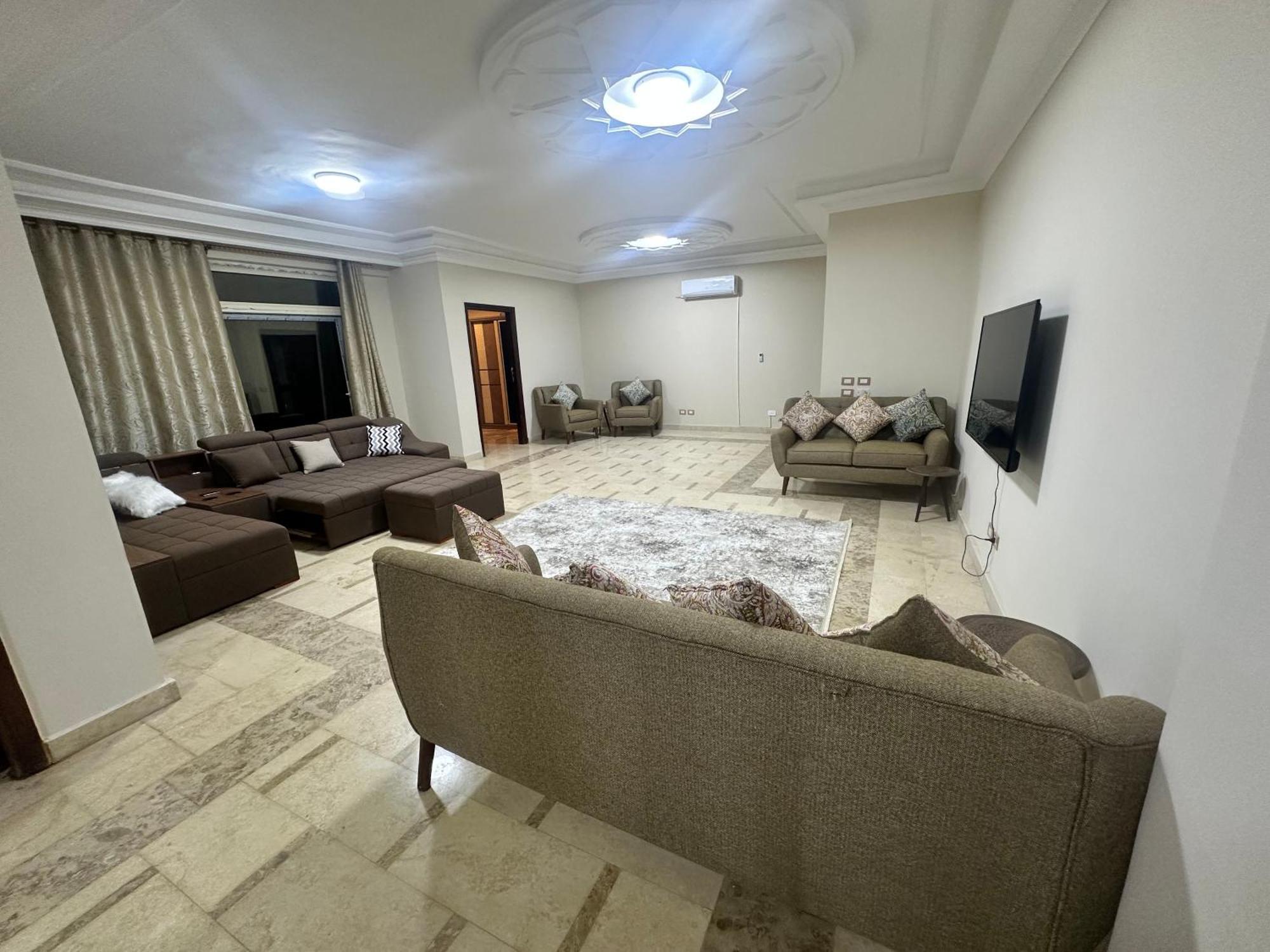 Royal House Apartment Cairo