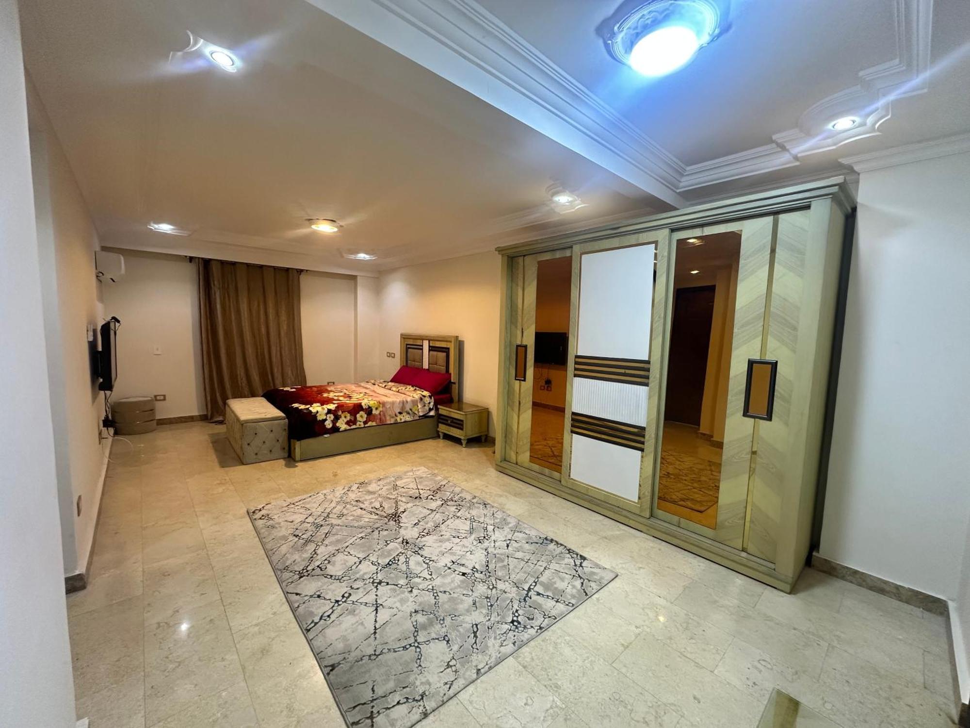 Royal House Apartment